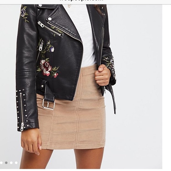 NWT Free People modern femme velvet mini skirt - Picture 4 of 6